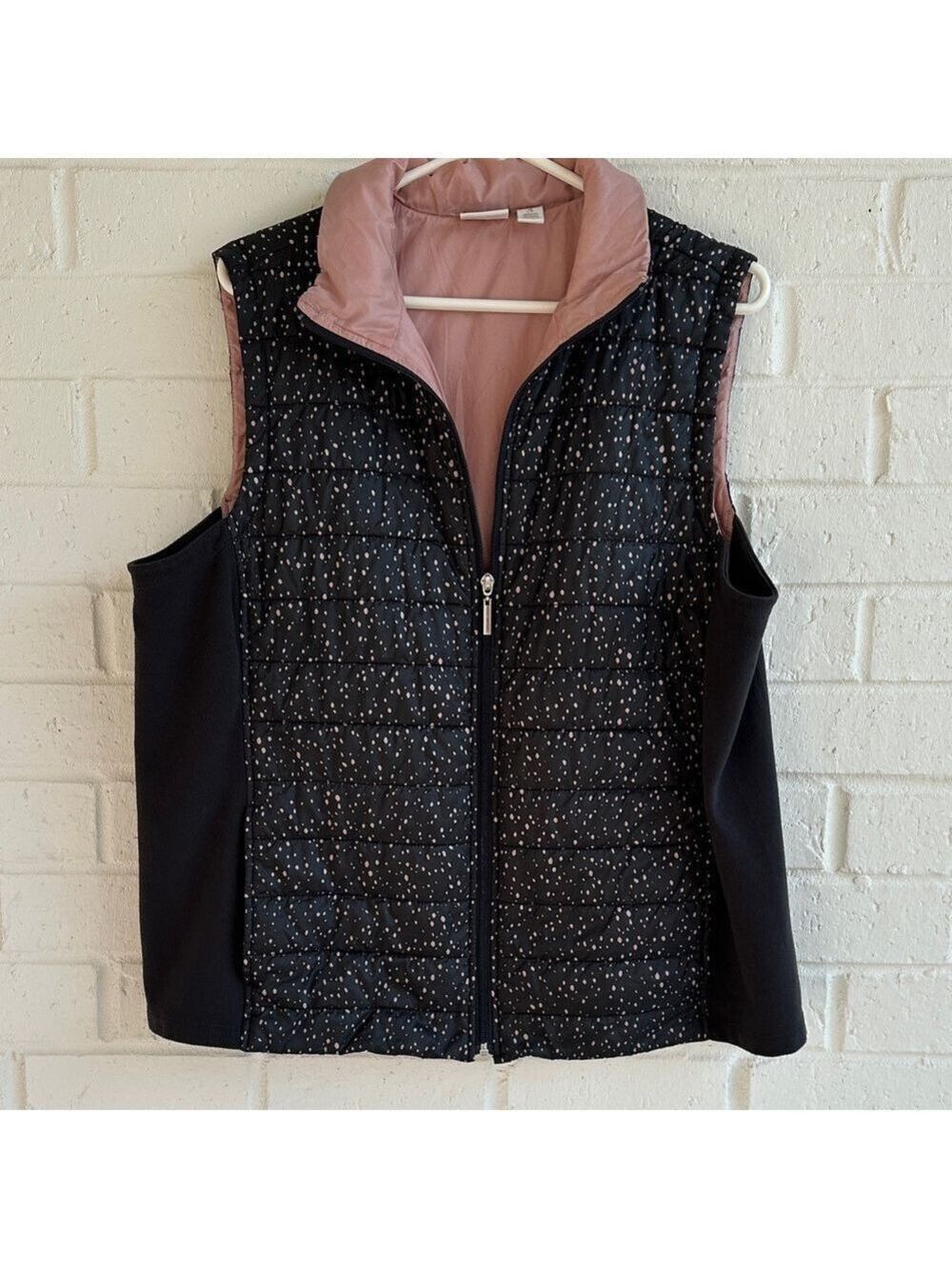 Chico's Black Quilted Vest W/Pink Speckled Accents and Interior. Size 3 (US XL)